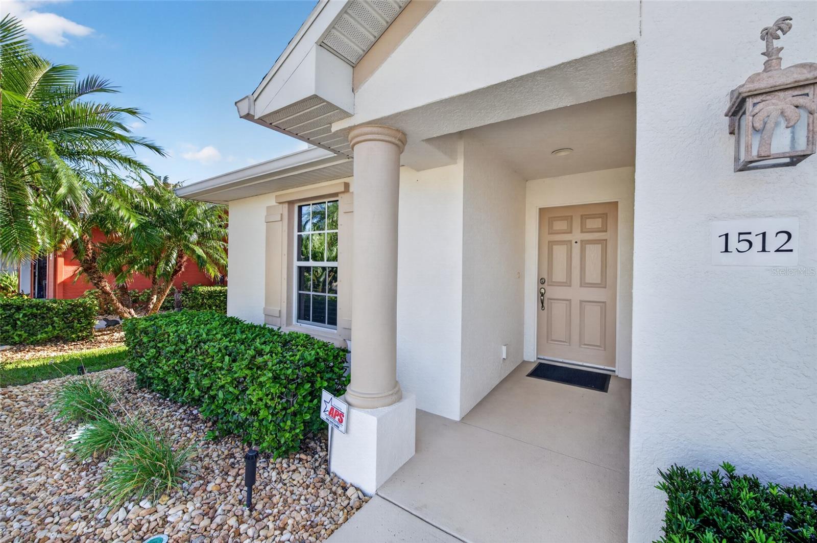 1512 Areca Palm Dr Property Photo 16