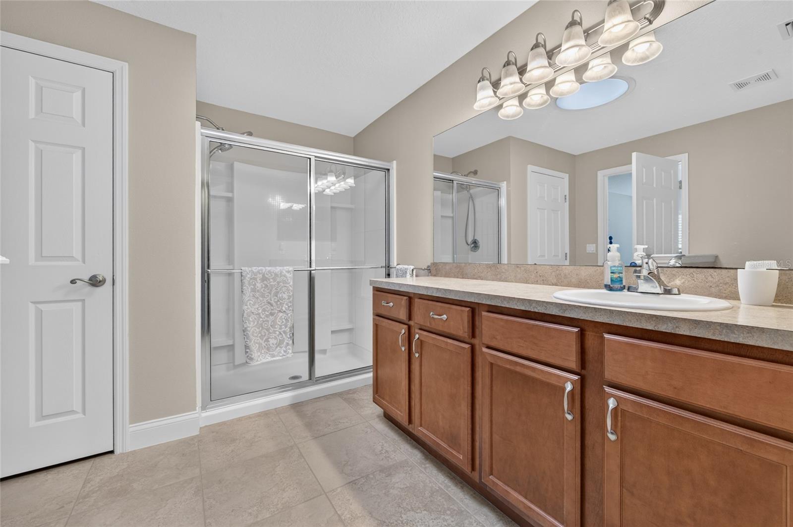 1512 Areca Palm Dr Property Photo 20