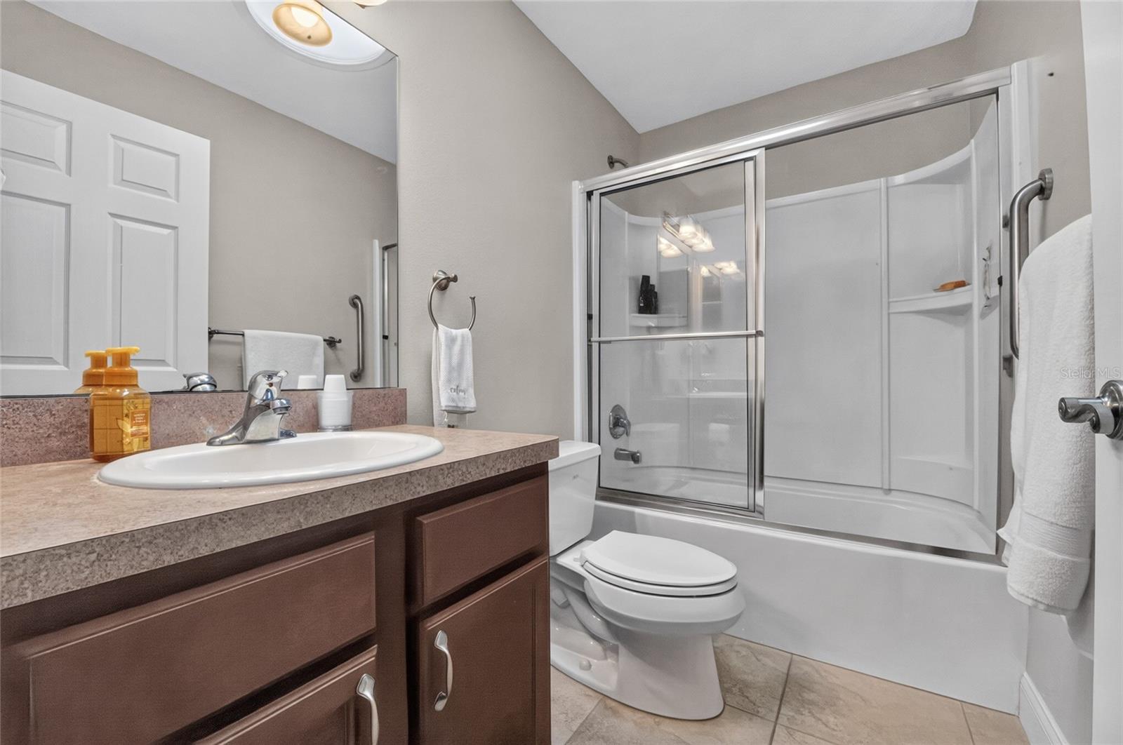 1512 Areca Palm Dr Property Photo 28