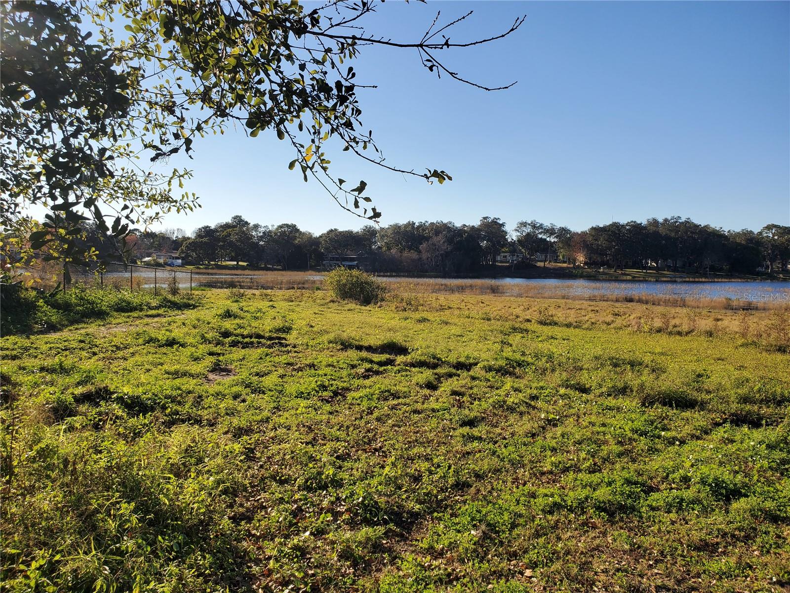 732 Waterfall Cir Property Photo 7