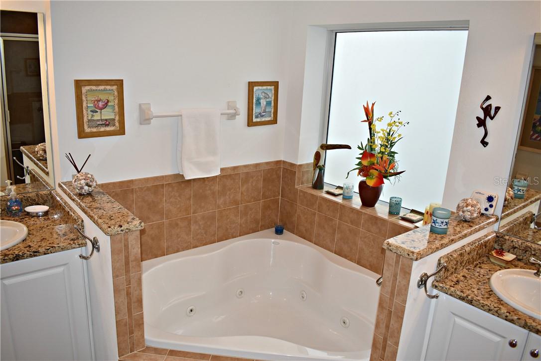 701 N Atlantic Ave W #401 Property Photo 40