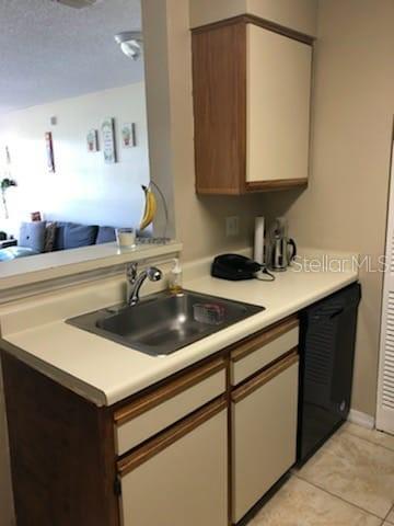 1091 S Hiawassee Rd #214 Property Photo 6