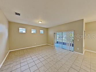 5589 Remsen Cay Ln Property Photo 3