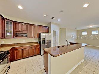 5589 Remsen Cay Ln Property Photo 5