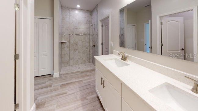 5113 Hablow Ln Property Photo 5