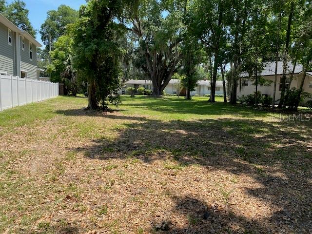 726 Cordova Dr Property Photo 3