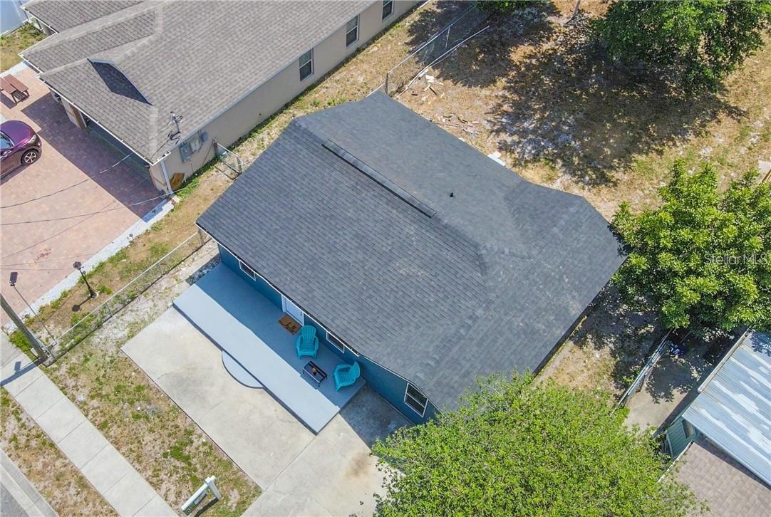 O5982097 Property Photo 3