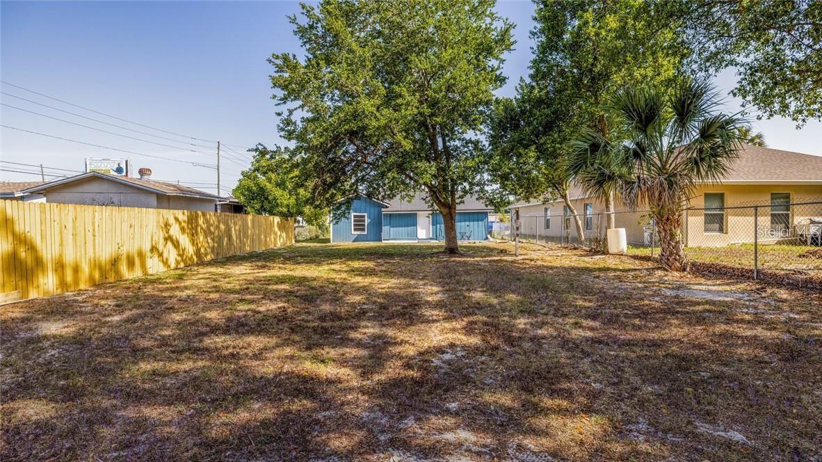 O5982097 Property Photo 24