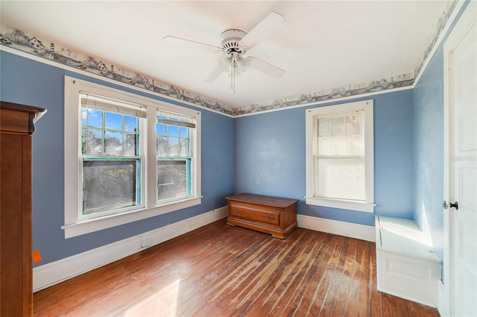 415 Braddock Ave Property Photo 35