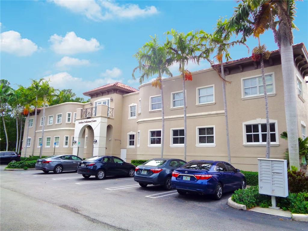 9950 Sw 107th Avenue #204 Property Photo 1
