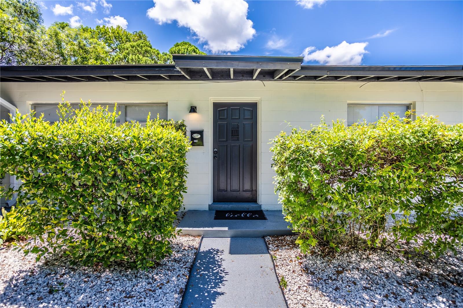 O6046183 Property Photo 3