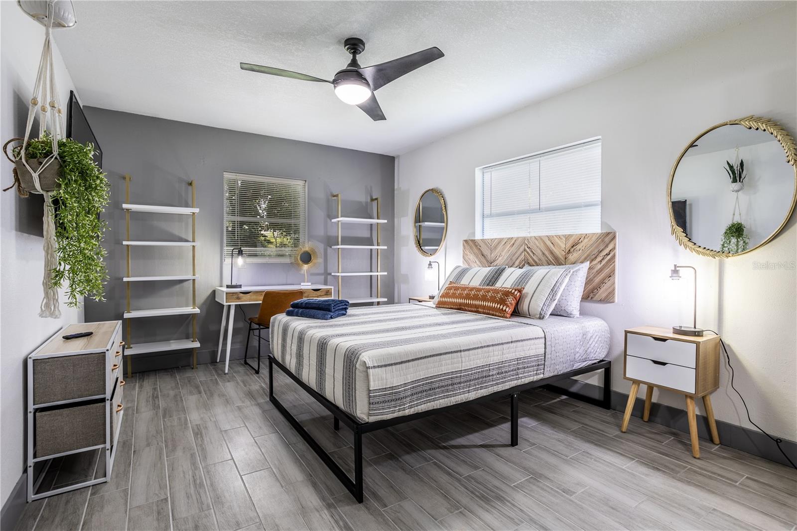 O6046183 Property Photo 15