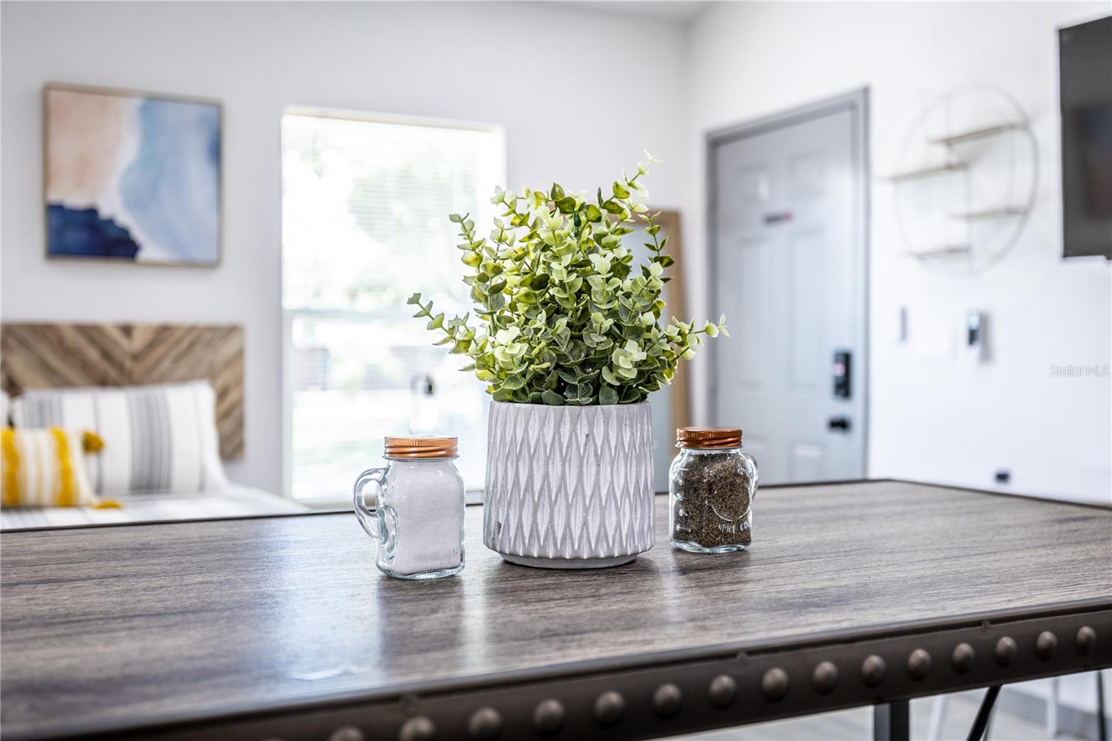O6046190 Property Photo 16