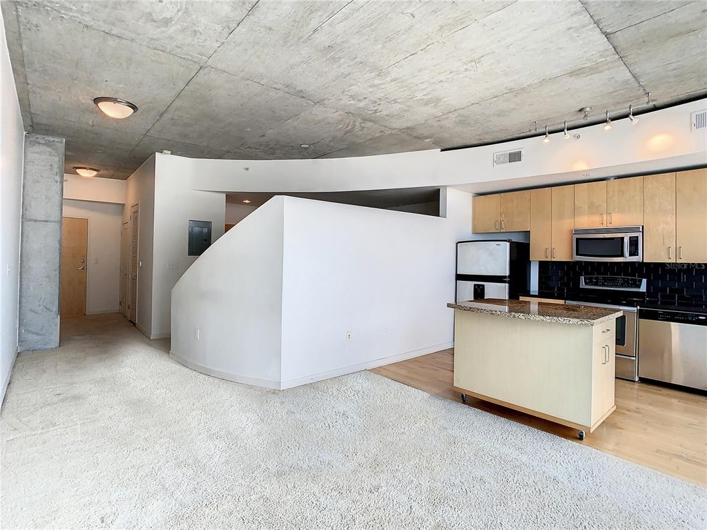 155 S Court Ave #1906 Property Photo 11