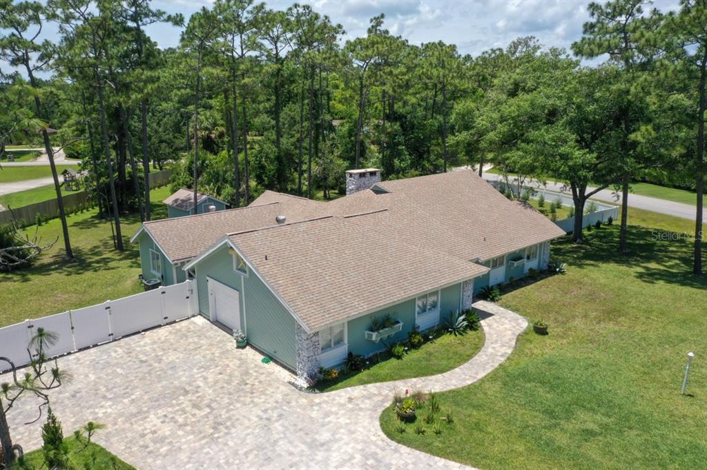 213 Riverbend Road Property Photo 2