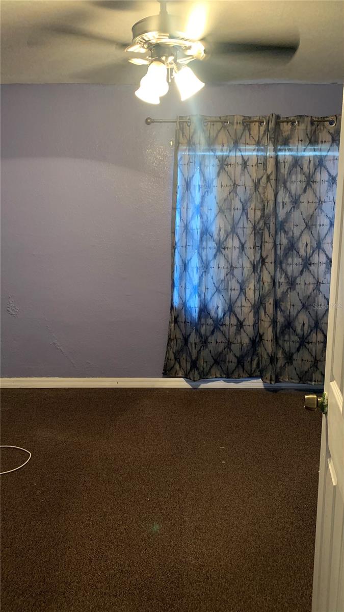 1023 W Gore St W Property Photo 14