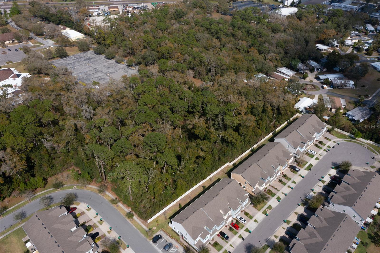 E. 10th Street Countrymen Court. Property Photo 1