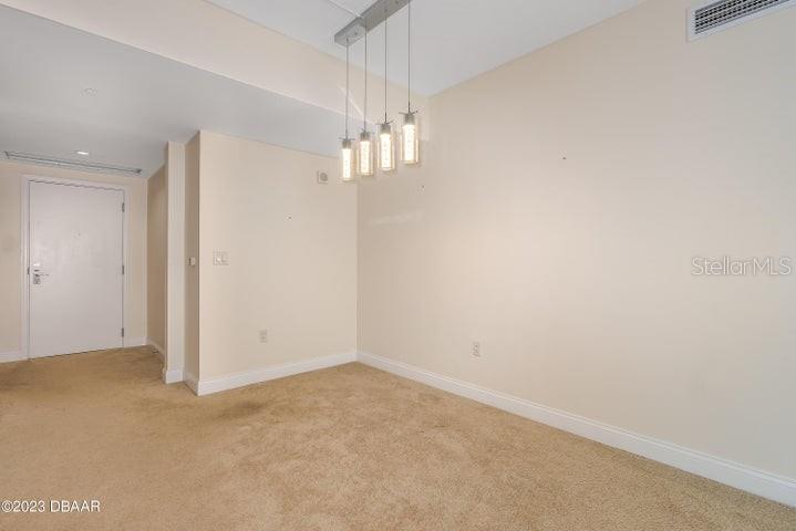 231 Riverside Drive #608 Property Photo 14