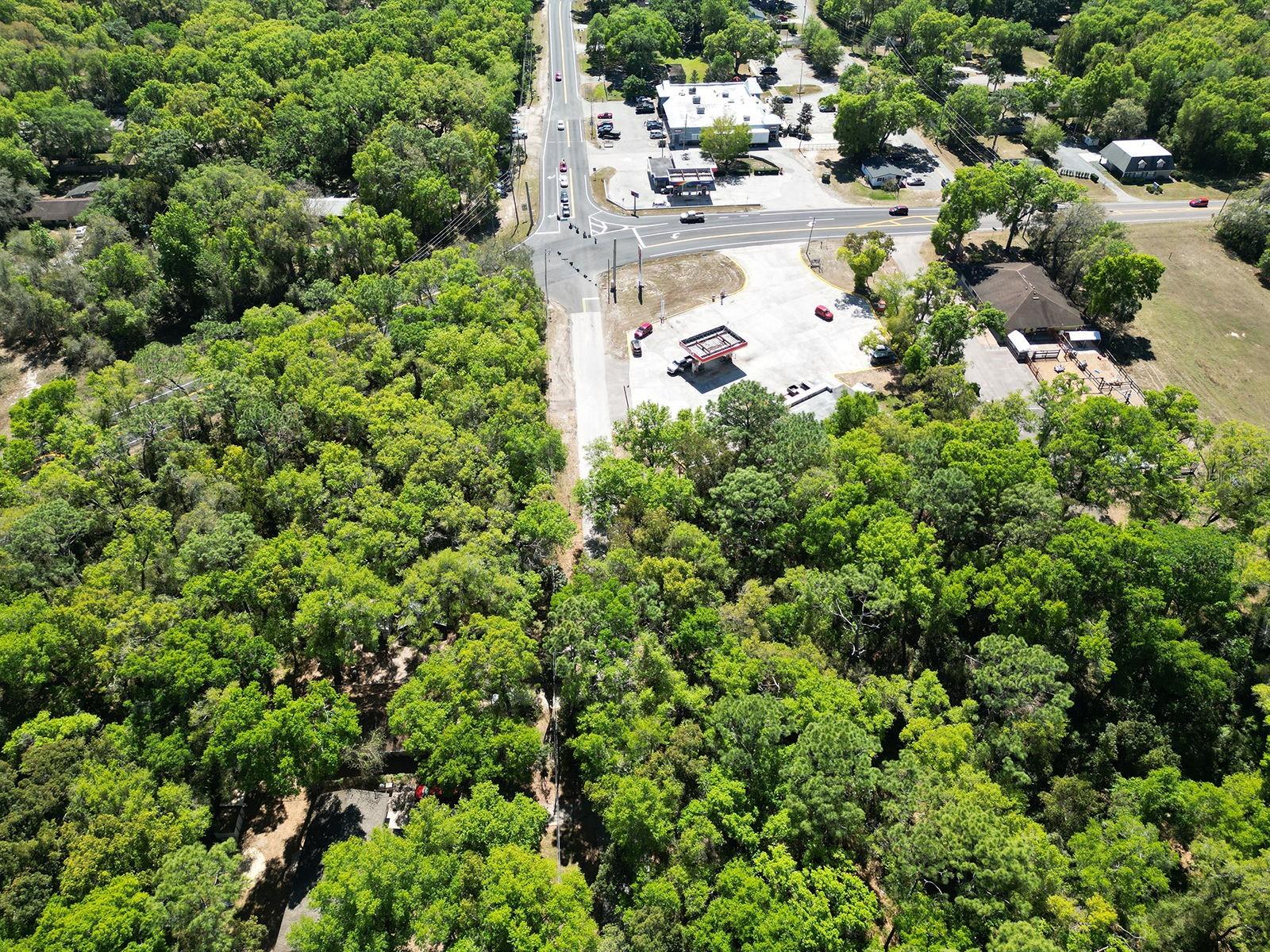 Niles St Property Photo 13