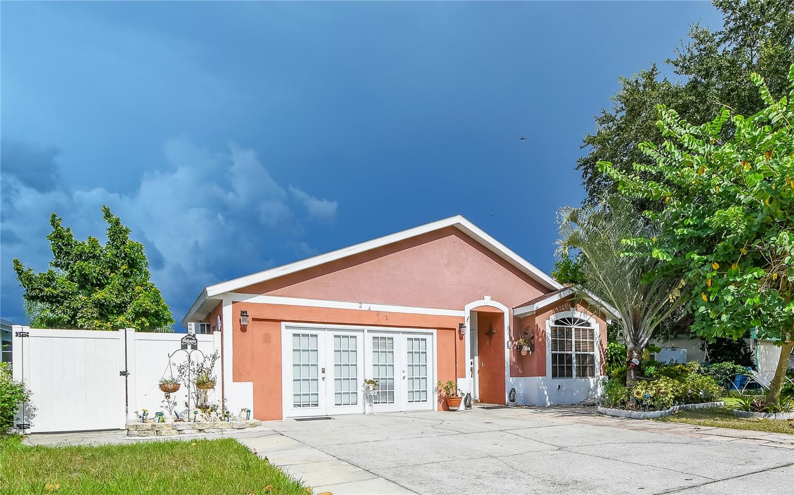 2431 Quail Hollow Avenue Property Photo 1