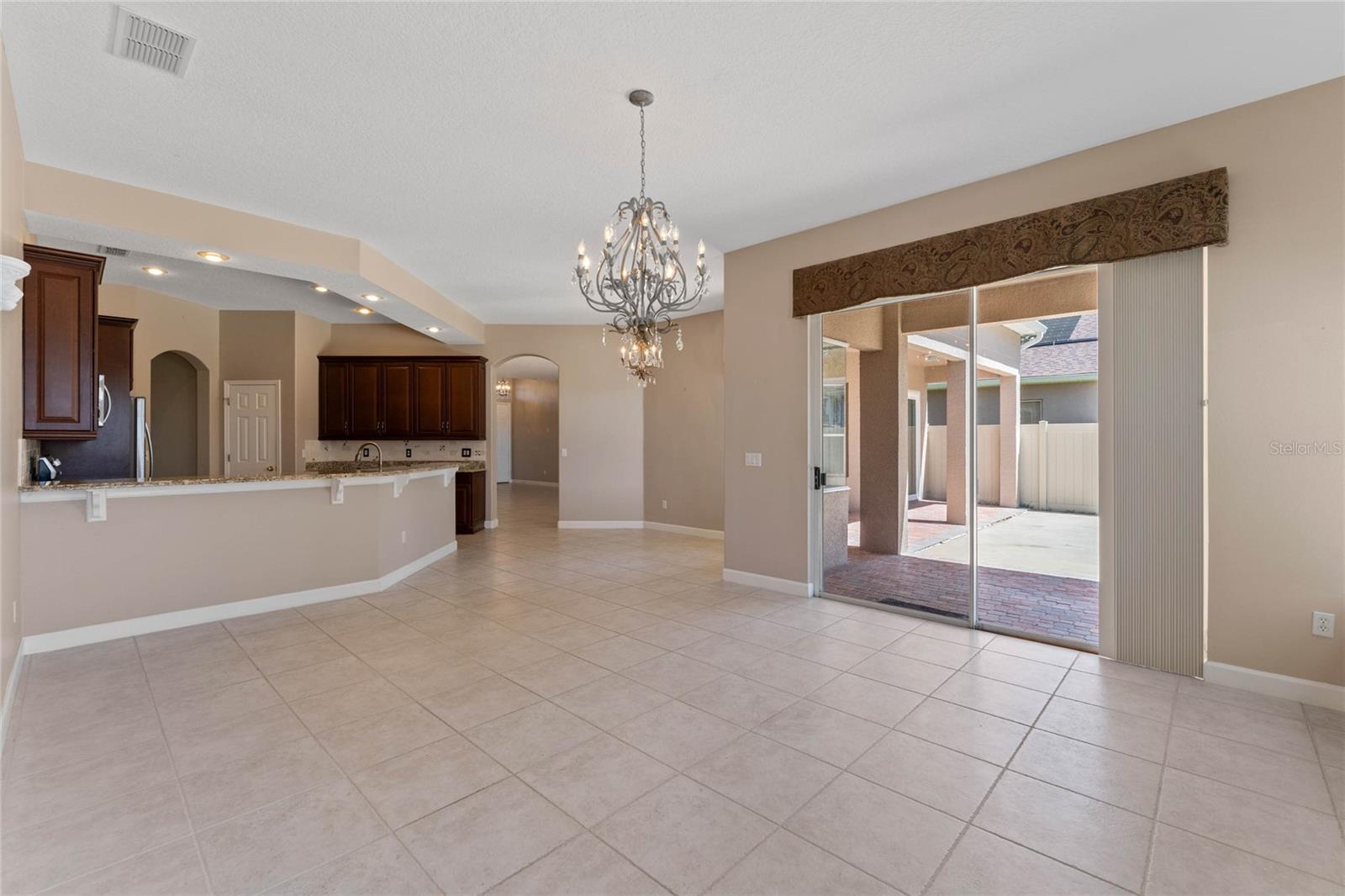 4986 Brightmour Cir Property Photo 7