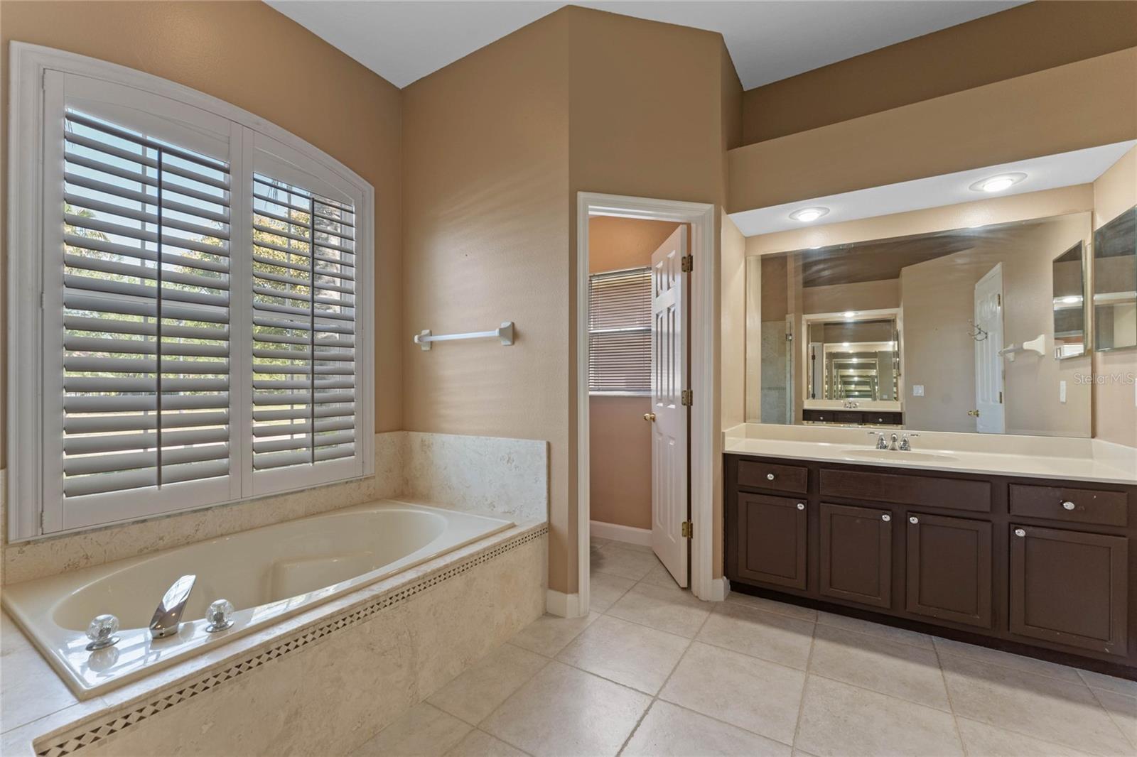 4986 Brightmour Cir Property Photo 20