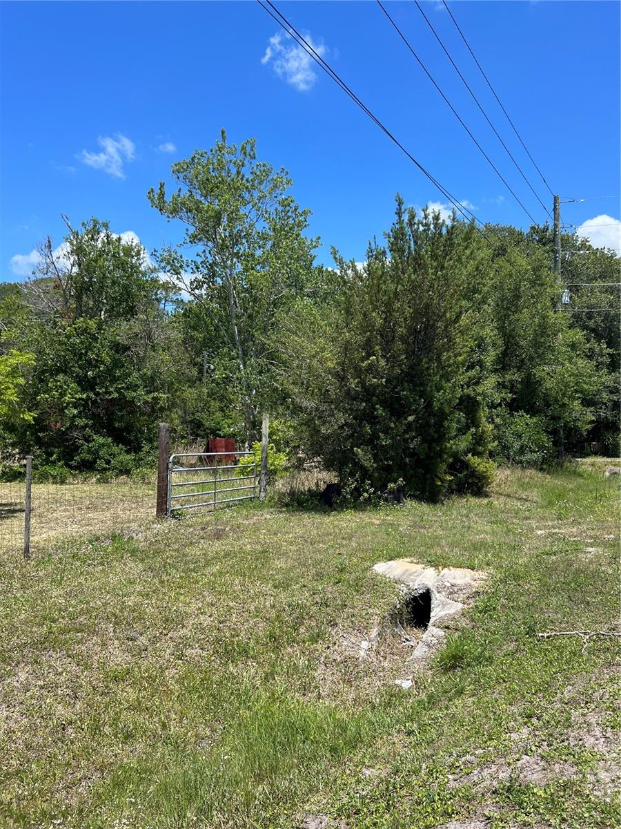 2519 STATE ROAD 33 Property Photo 1