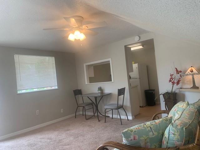 211 W Bay Ave #a Property Photo 5