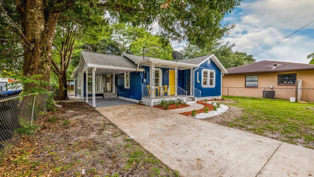 O6114643 Property Photo 1
