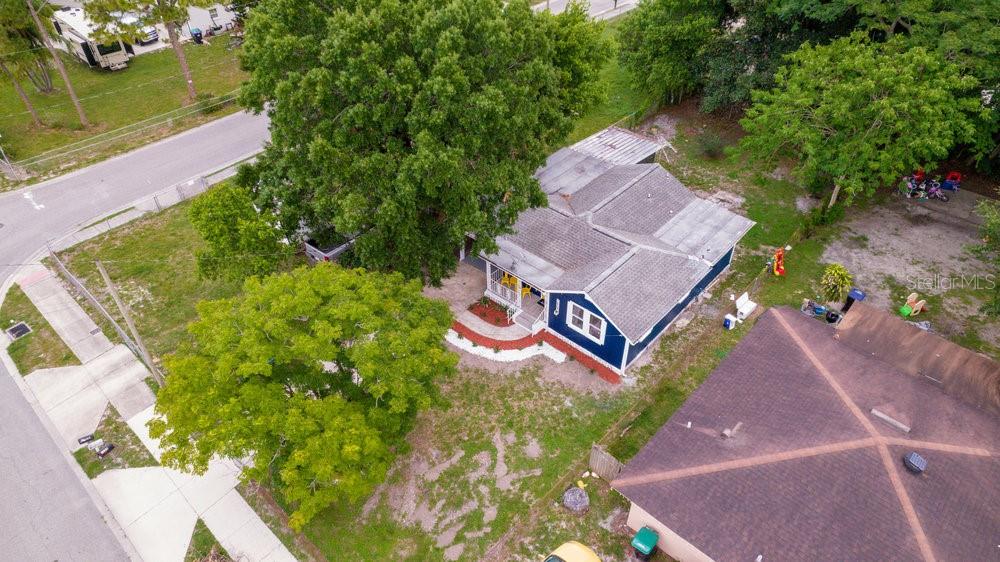 O6114643 Property Photo 2