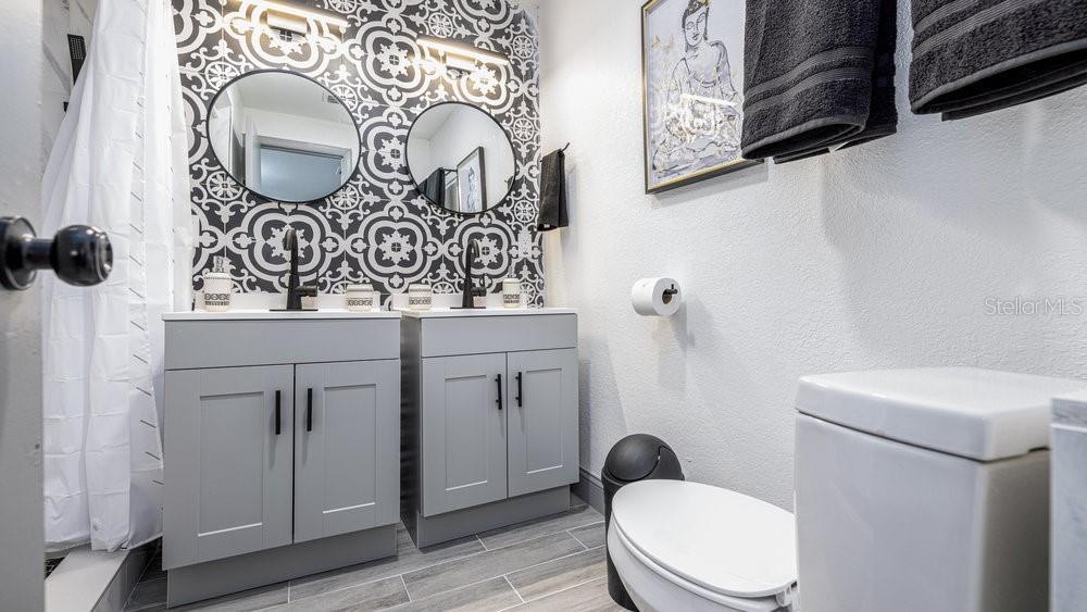 O6114643 Property Photo 17