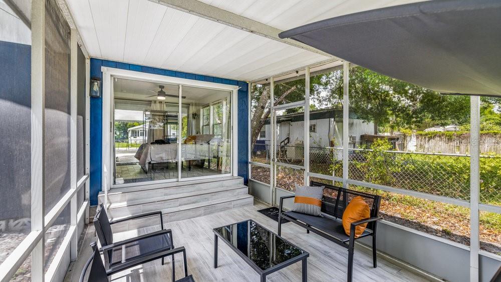 O6114643 Property Photo 24