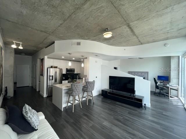 155 S COURT AVENUE #1512 Property Photo 1