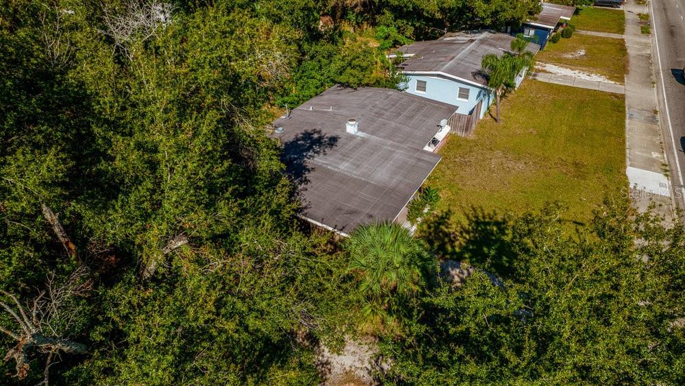 O6115229 Property Photo 4