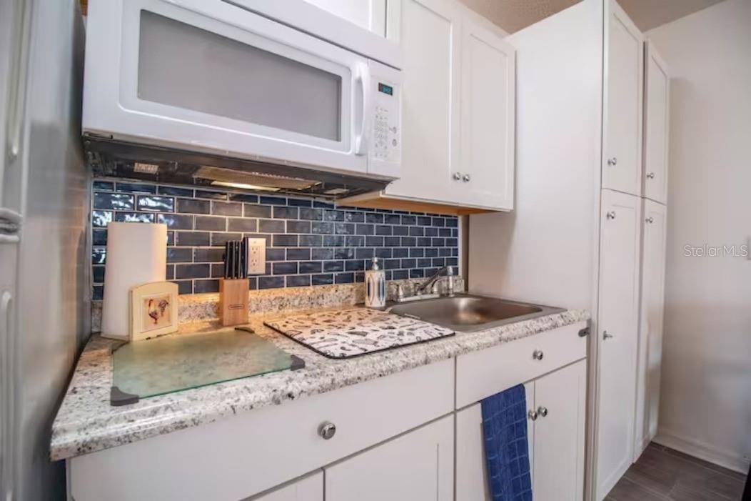 O6117175 Property Photo 9