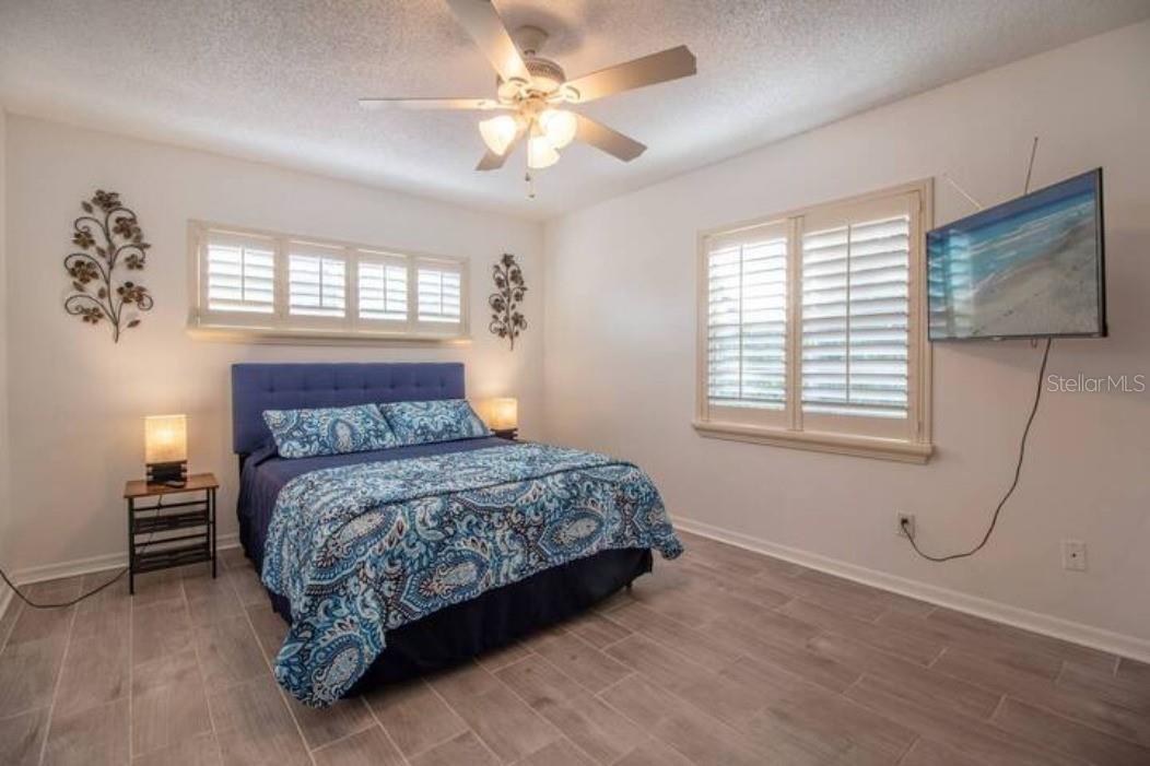 O6117175 Property Photo 10