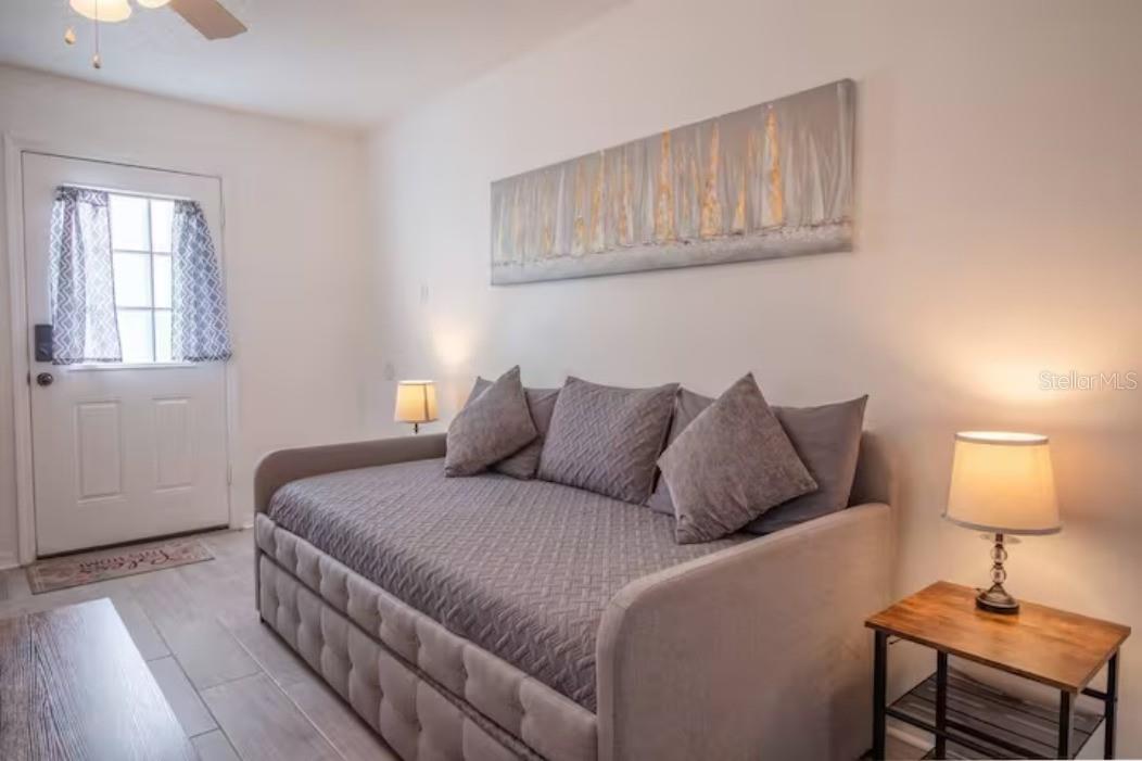 O6117175 Property Photo 13