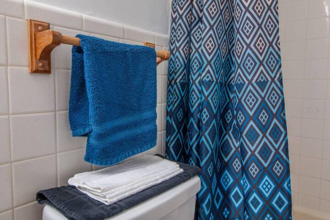 O6117175 Property Photo 19