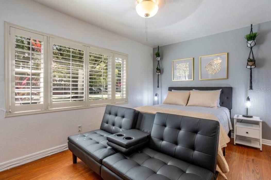 O6118210 Property Photo 9