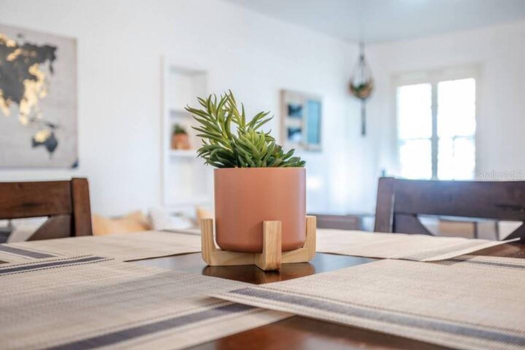 O6118210 Property Photo 14