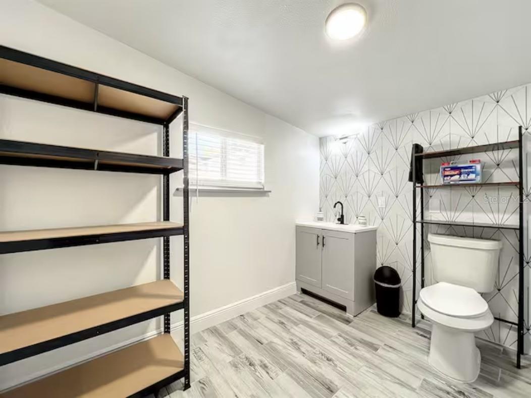 O6118579 Property Photo 14
