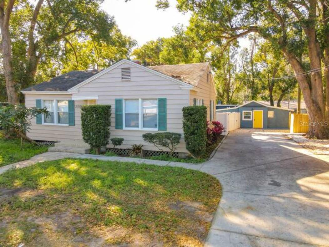 O6118579 Property Photo 17