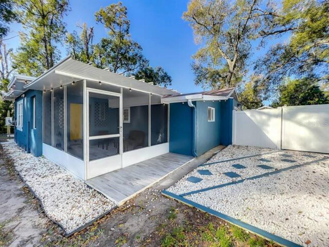 O6118626 Property Photo 1