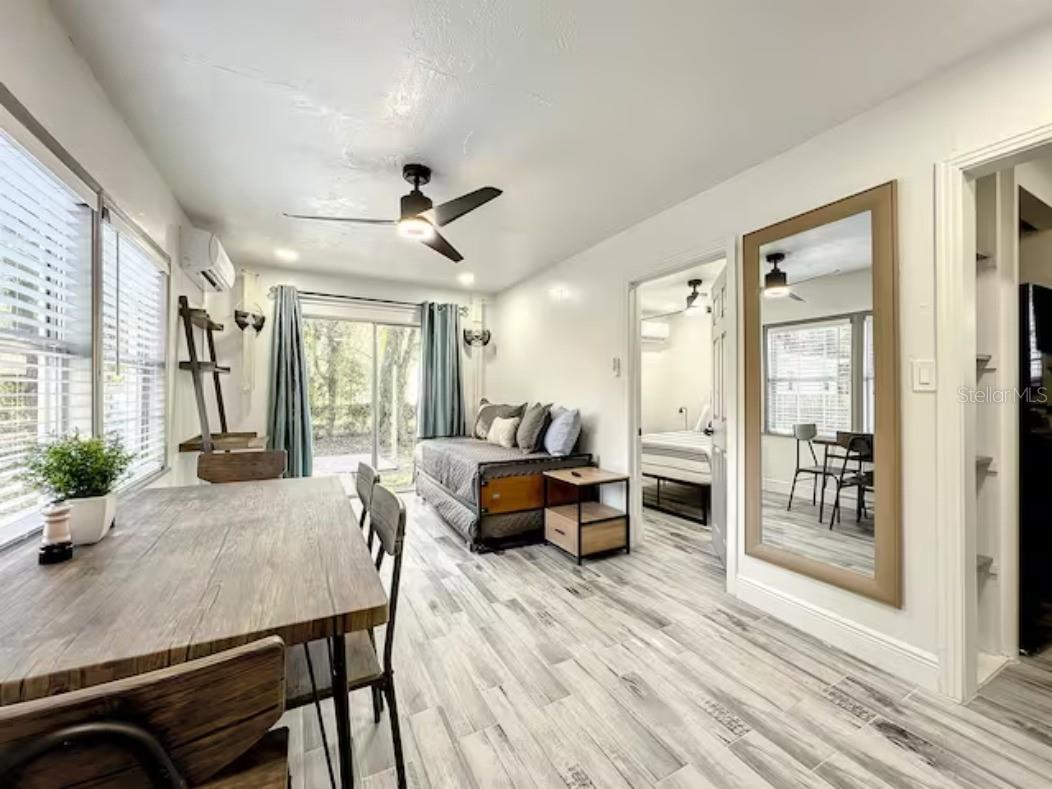 O6118626 Property Photo 23