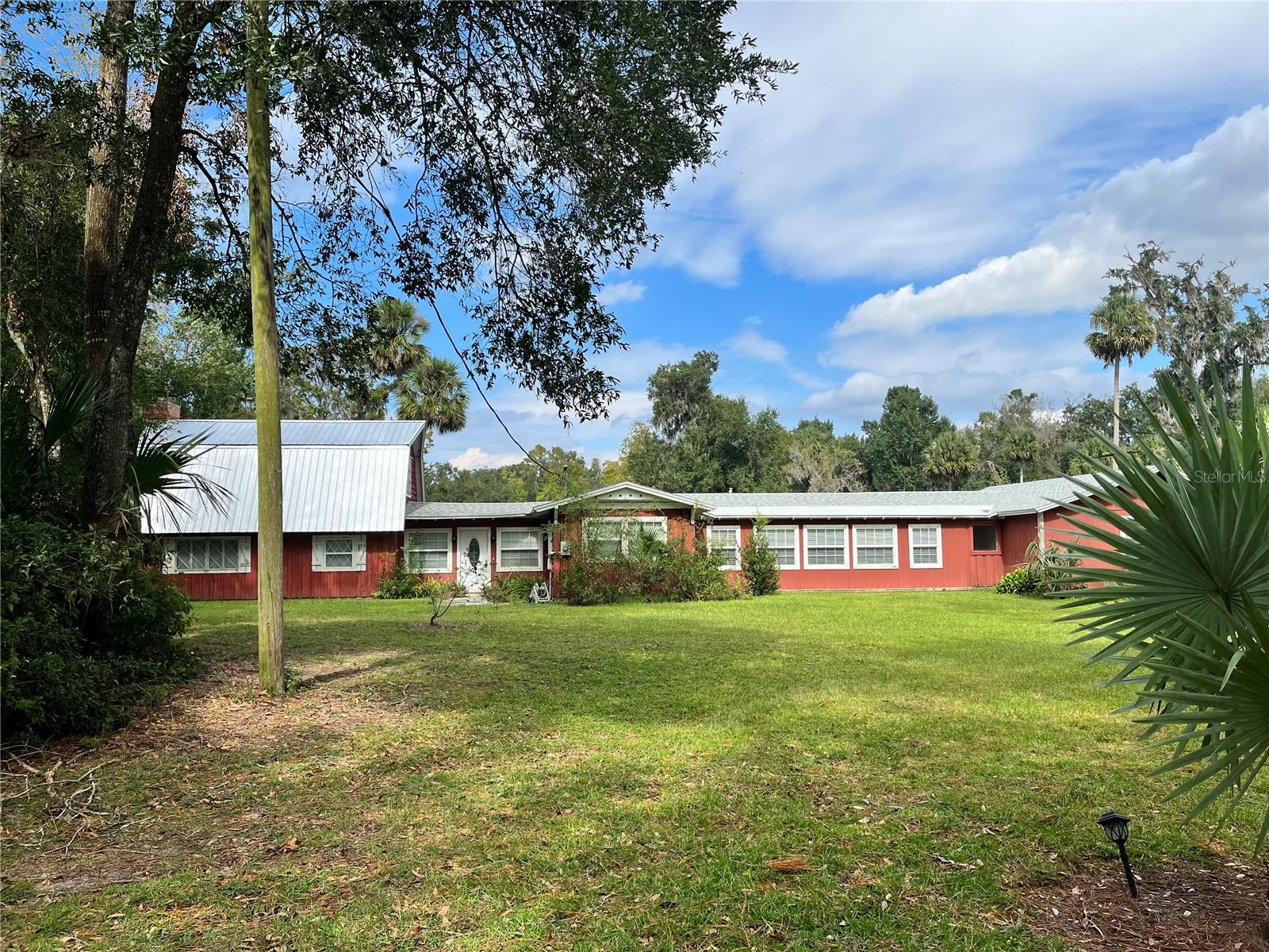 O6118763 Property Photo 1