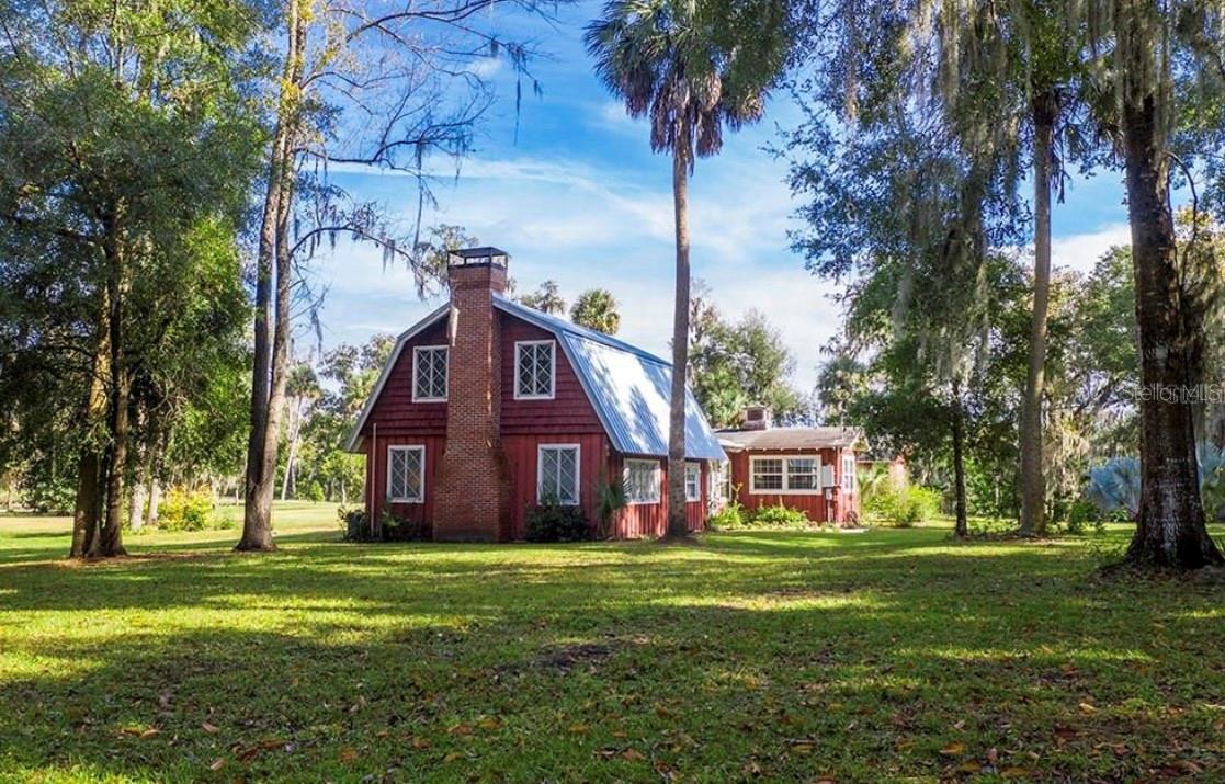 O6118763 Property Photo 2