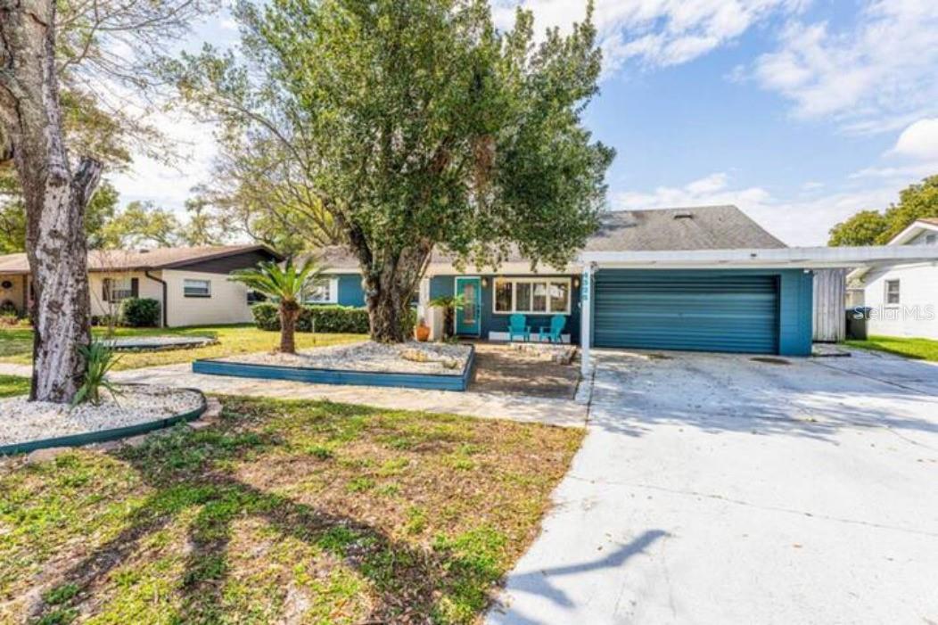 O6119607 Property Photo 14