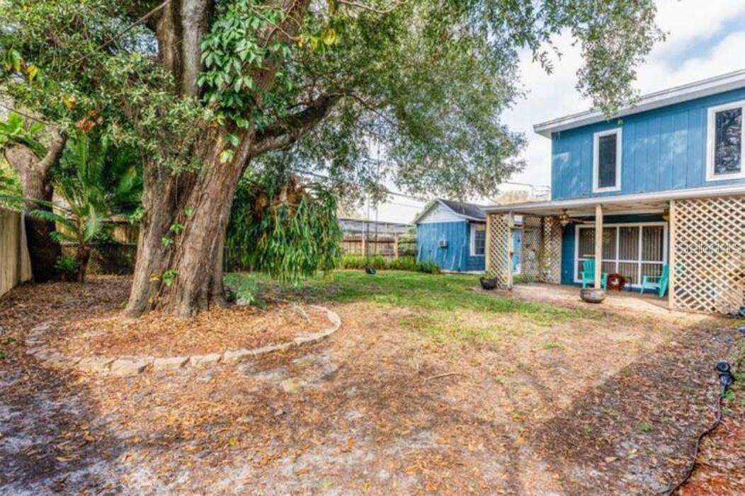 O6119607 Property Photo 16