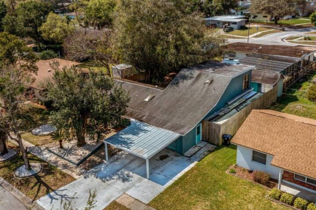O6119607 Property Photo 22