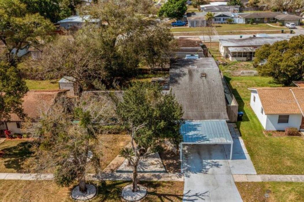 O6119607 Property Photo 26